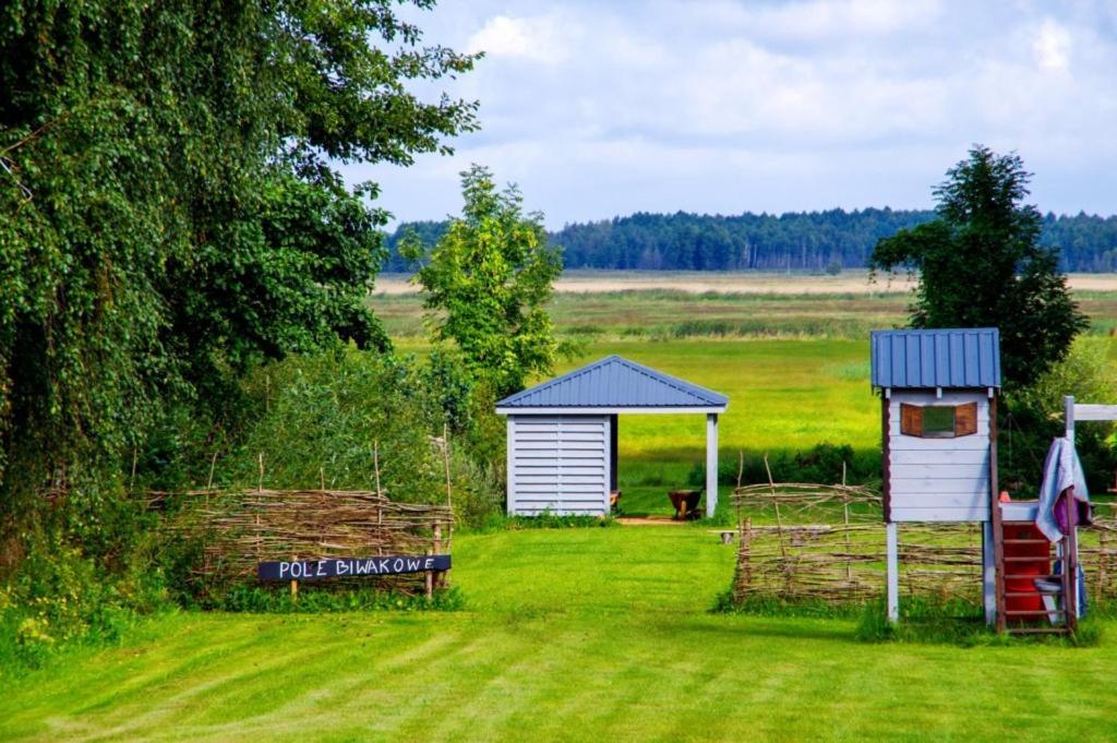 Отель Wilcza Nora - Pole Biwakowe Dolistowo Nowe Экстерьер фото